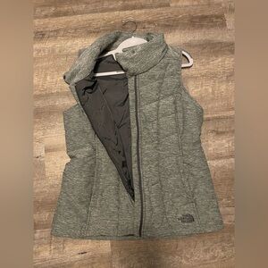 North face vest grey and black